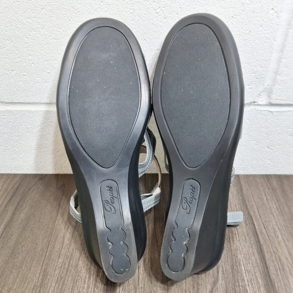 Propet Womens Size 11 Wide Silver Metallic Leather Laser Cut Wedge Sandals WC306